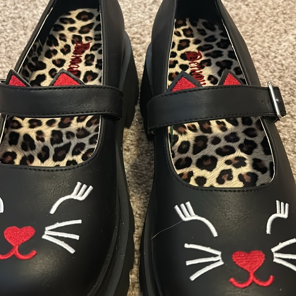 Demonias. Size 11 Black Cat themed Mary Jane Shoes with animal print.  NWOT - Picture 3 of 5